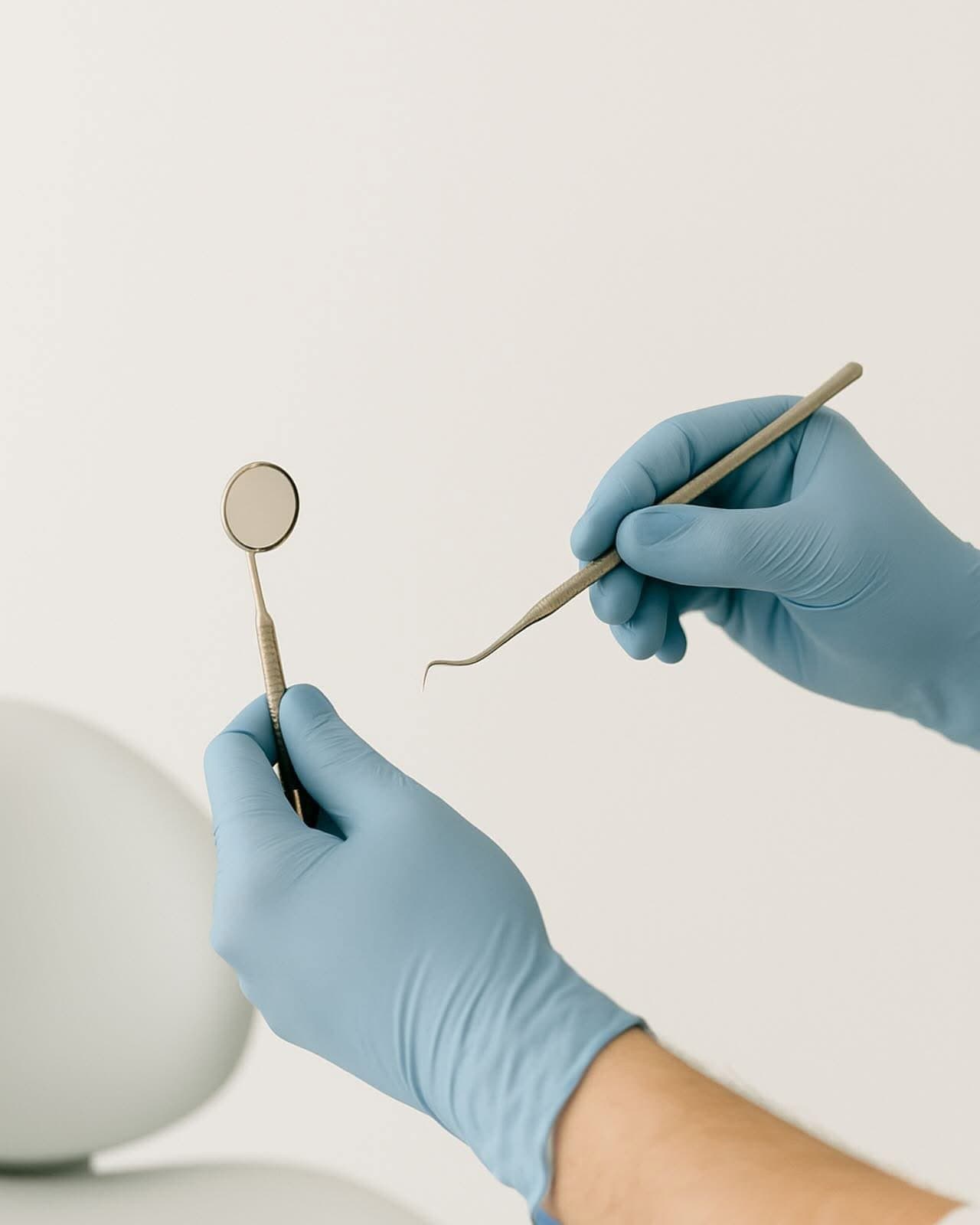 Set diagnostic stomatologic — oglindă și sondă — Mazur Dent Chișinău